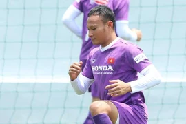 Hồi phục thần tốc, Trọng Hoàng báo tin vui cho thầy Park