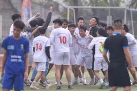 [ẢNH] Loạt trận vòng 1/8 lúc 13h30 ngày 20-1