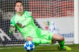 Vì sao thủ môn Việt kiều Filip Nguyễn bất ngờ chuyển sang CLB khác?