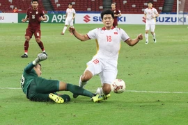 ĐT Việt Nam lại bị trọng tài từ chối 11m trước Thái Lan?