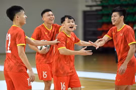 Futsal Việt Nam xốc lại tinh thần, chơi 'tất tay' với Panama 