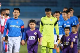 Lý do oái oăm khiến cầu thủ Quảng Ninh vẫn chưa nhận được tiền