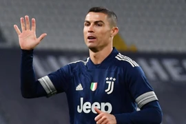 Ronaldo sắp lập kỷ lục ghi bàn nhiều nhất mọi thời đại