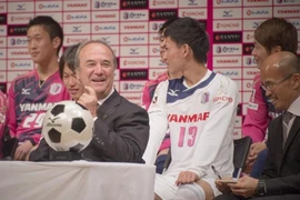 HLV Cerezo Osaka cảnh báo về những thách thức cho Đặng Văn Lâm