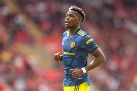Pogba lập kỷ lục Premier League trong ngày Sancho mờ nhạt