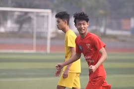 [ẢNH] Thắng tưng bừng, THPT Phùng Khắc Khoan giành vé vào bán kết