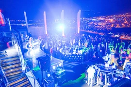 Đón Tết cùng đêm tiệc triệu đô tại Sky36