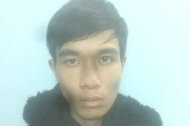 Trộm điện thoại của em trai, giả làm "xã hội đen" đe dọa tống tiền chị gái