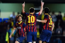 Messi giữ lại hi vọng vô địch La Liga cho Barca