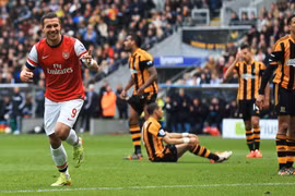 Arsenal "tổng duyệt" hoàn hảo cho chung kết trước Hull City
