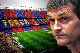 Thế giới bóng đá thương tiếc HLV Vilanova