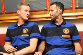 Lindegaard coi Giggs là “Guardiola mới”