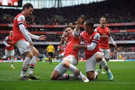 Arsenal - Hull City: Danh hiệu đây rồi Pháo Thủ ơi!