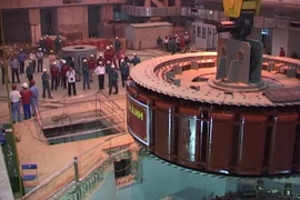 Lắp đặt thành công Rotor cho tổ máy cuối cùng của Thủy điện Hủa Na