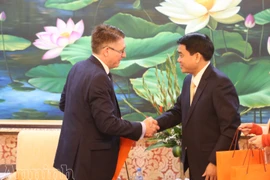 Giám đốc CATP Hà Nội tiếp đoàn đại biểu Vương Quốc Anh