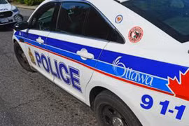 Canada phạt nặng lỗi sử dụng điện thoại khi lái xe