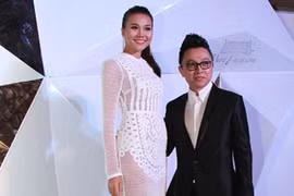 Công Trí trình làng bộ sưu tập "đinh"