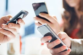 Hàng chục nghìn thuê bao di động bị công ty nước ngoài âm thầm "móc túi" 230 tỷ đồng