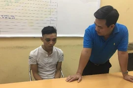 Phút hối hận của tên cướp đâm cổ chủ cửa hàng tạp hóa