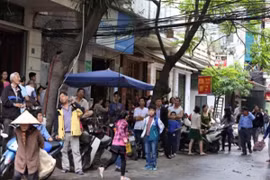 Cháy hiệu spa trên tầng 4