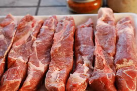 Nga nhập khẩu thịt lợn Trung Quốc nhằm trả đũa phương Tây