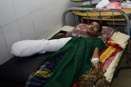 "Người cây" phẫu thuật loại bỏ 5kg "vỏ"