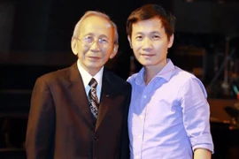 "Vượt qua nhé, bố 9!"