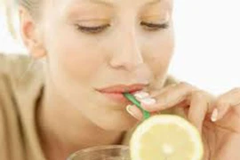 Lưu ý khi uống nước chanh giảm cân