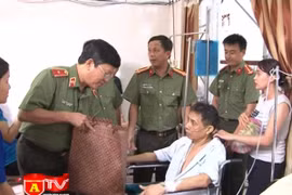 CATP Hà Nội tri ân các gia đình có công với cách mạng