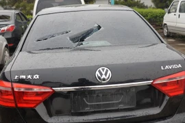 Trung Quốc: Đại biểu HĐND huyện 1 tháng 2 lần đập xe đánh người 