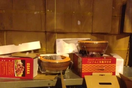 Phát hiện hàng trăm nồi lẩu không rõ nguồn gốc