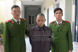 Bay gần 2000km để gặp người yêu, nhưng lại bị “bạn chat” cưỡng hiếp