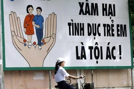 Xử lý xâm hại tình dục trẻ em - cần lấp lỗ hổng pháp lý