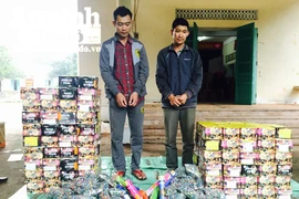 Khởi tố vụ án vận chuyển 12.000 quả pháo từ Lào về Việt Nam tiêu thụ