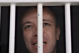 Sát thủ máu lạnh và 300 mạng người 