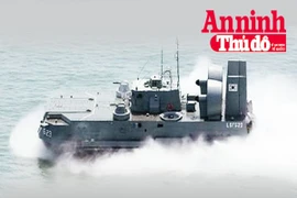 [Infographic] Tàu đổ bộ đệm khí Murena E - Nắm đấm thép của Hải quân đánh bộ