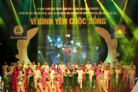 Giao lưu nghệ thuật "Vì bình yên cuộc sống"