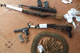 "Trùm" giang hồ xứ Quảng tự nguyện giao nộp vũ khí, lựu đạn