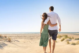 7 cách khiến nửa kia cảm thấy được khao khát