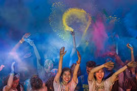 Ảnh đẹp nức lòng về Hà Nội-Huế-TP.HCM