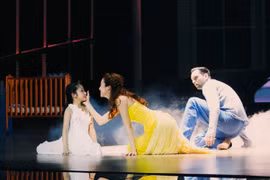 Jennifer Phạm rơi lệ khi thể hiện vai người vợ hiếm muộn