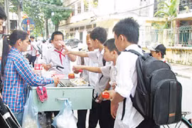 "Thịt hổ khô" giá bèo… 3.000 đồng