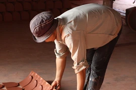 Nét đẹp người lao động ở làng gốm Kim Lan