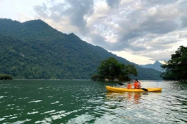 Lễ hội “Sắc thu hồ Ba Bể” 