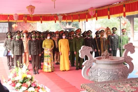 Hội Phụ nữ CATP Hà Nội tổ chức Lễ dâng hương và báo công tại đền Hát Môn, Phúc Thọ