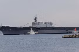 Nhật Bản bắt đầu chạy thử tàu đổ bộ chở trực thăng lớn nhất