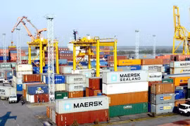 Đơn đặt hàng mới tăng trở lại