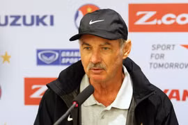 HLV Alfred Riedl: "Indonesia quyết thắng Việt Nam trên sân nhà"