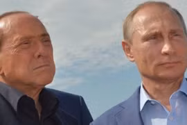 Giám đốc tại Crimea bị truy tố vì mở rượu 240 năm cho ông Putin