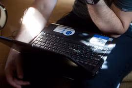 Bị phạt tù vì đặt tên WiFi là "Tổ chức Nhà nước Hồi giáo"